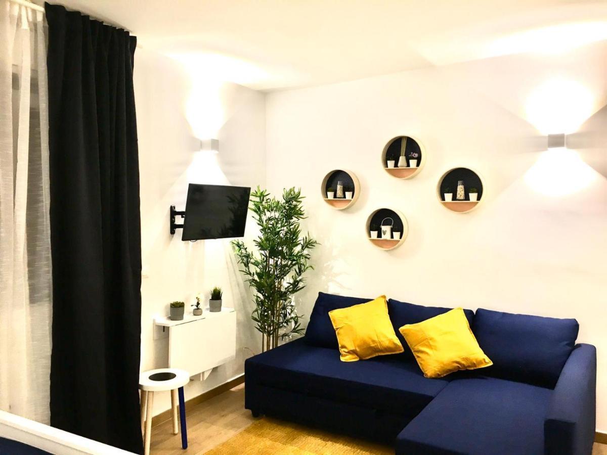 La Dimora Del Centro Apartment คาตาเนีย ภายนอก รูปภาพ